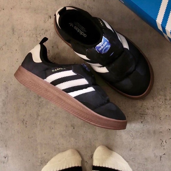 Adidas PUFFYLETTE SAMBA SHOES - Picture 2 of 4